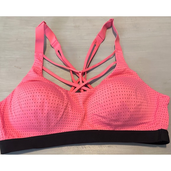Victoria's Secret‎ Lightweight Sport Bra Pink Medium Support Cross Straps 36B - Picture 2 of 9